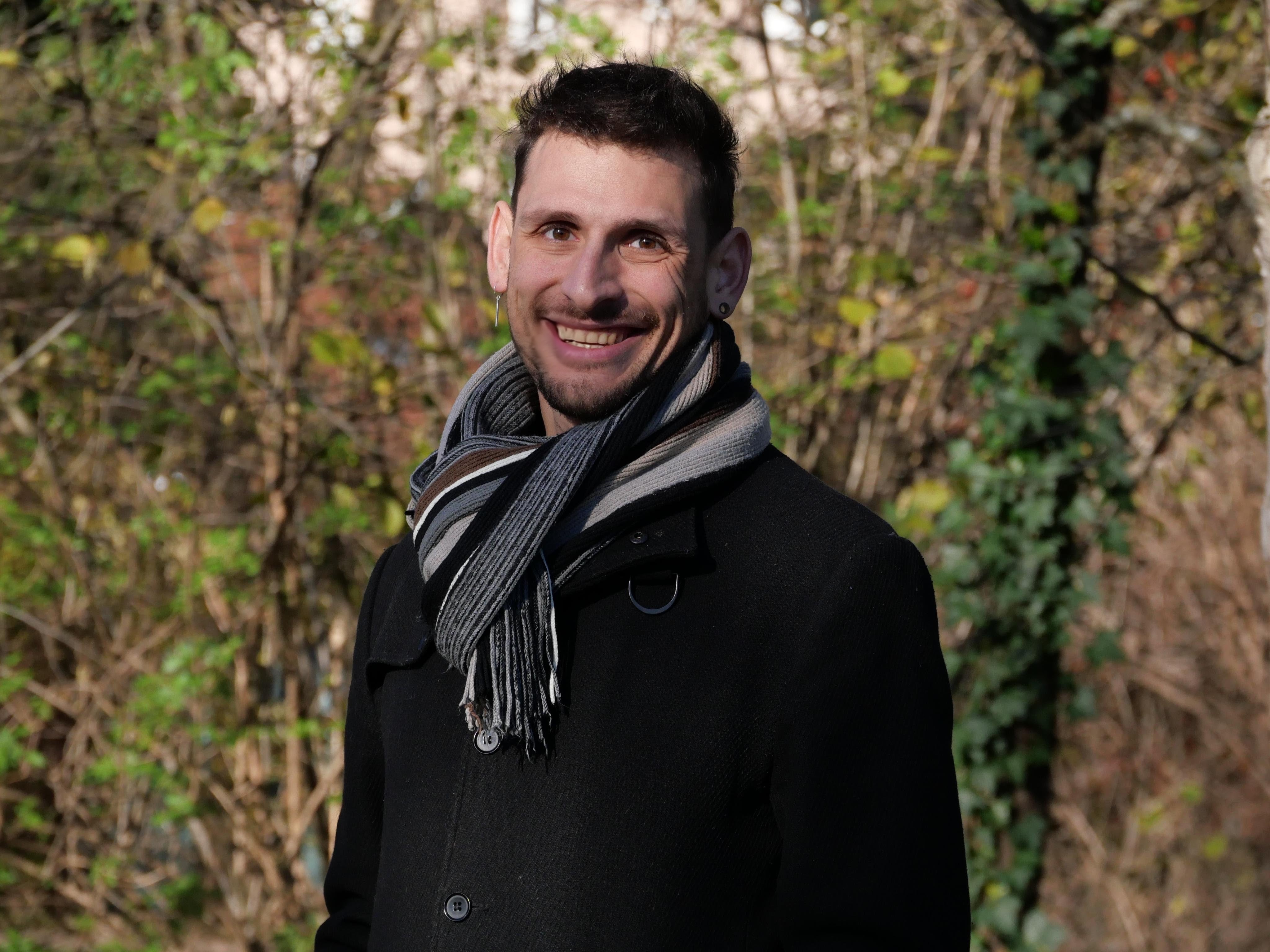 Florian Lo Surdo, consultant en prévention des risques psychosociaux, basé à Grenoble